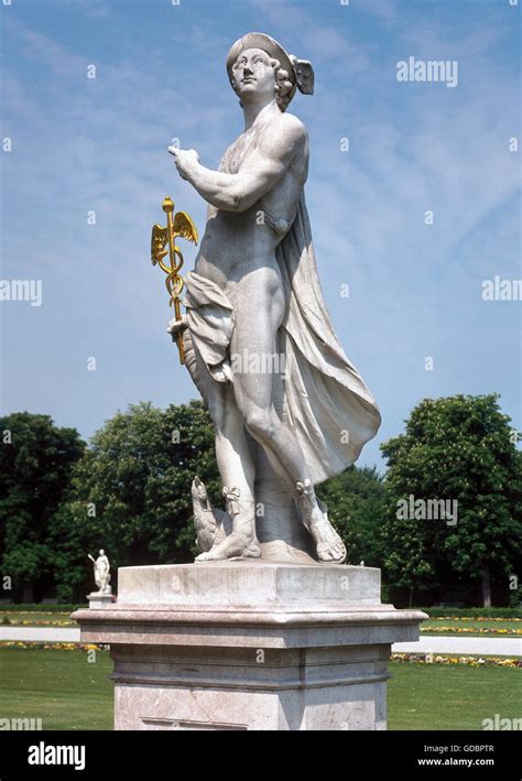 hermes gott statue